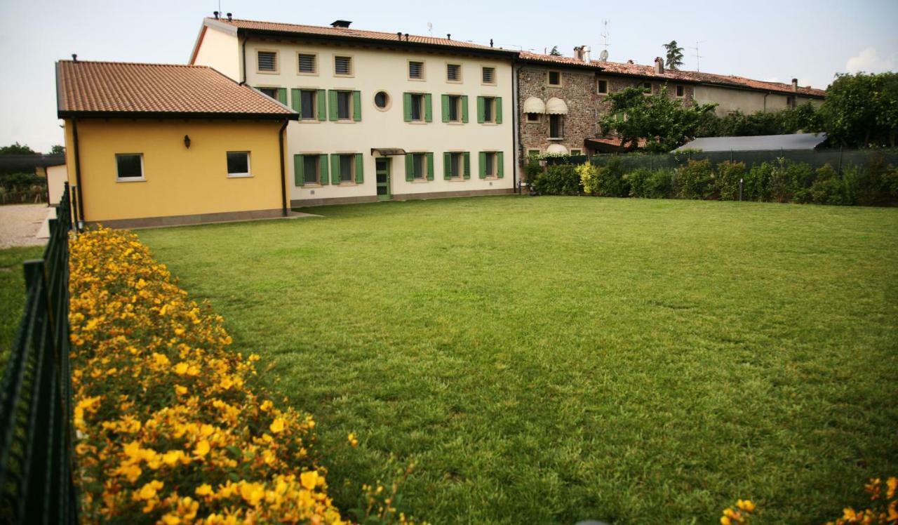 Ca' Vittori Hotel Valeggio sul Mincio Exterior foto